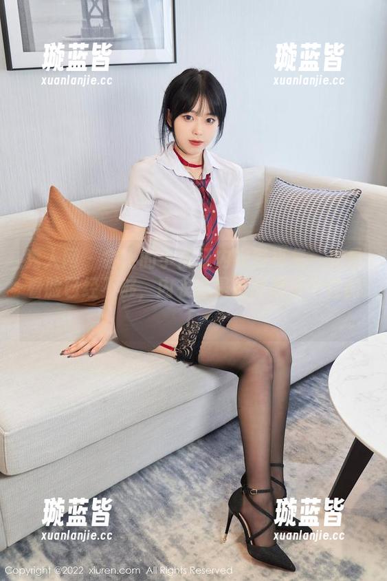 秀人网 - 会飞的小虎牙内衣写真集：光是看脸已经不够，内衣才是最能展示个性的！