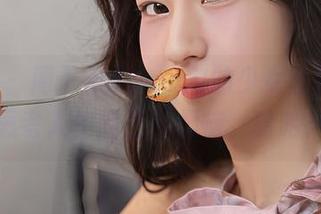 秀人网 – 周于希dummy的少女套图-让我思考人生的三千烦恼，哈哈！