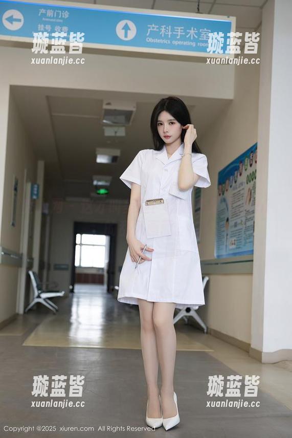 秀人网 - 这才叫美腿！精选梦灵儿Mini的乱入画面。