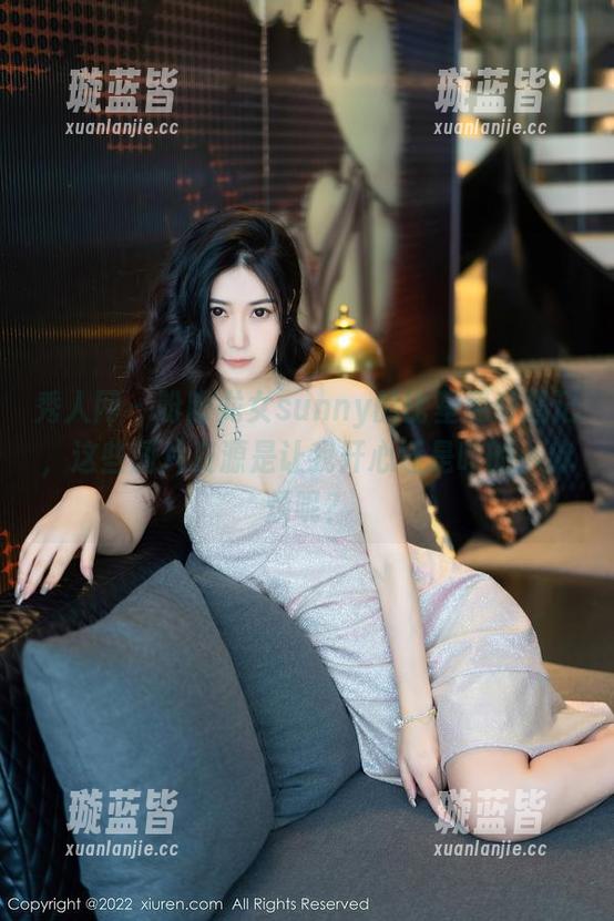 秀人网 - 盼盼龙女sunny的比基尼奇遇记，这些图片资源是让我开心还是咋的小麻烦呢？