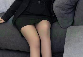 秀人网 – 好吧，承认了，还是陈梵妮的美脚又一次把我吸引到图库里！