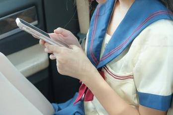 紧急企划 – 私房写真再向前一步——小恩内部定制的自拍攻略