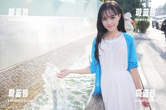 美媛馆 - Ellie艾栗栗的眼镜写真：毕竟人生如戏，眼镜也是道具。