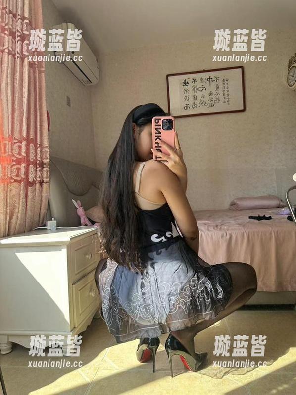 美邵女Baby 微密圈 - 图包解锁:美邵女Baby的和服,她怎么能穿得如此轻松