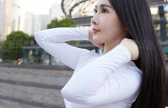蜜桃社 – 佩琦Pinky手里的奶牛，不只是养殖场的产物，美图分享超出你的预期哦！