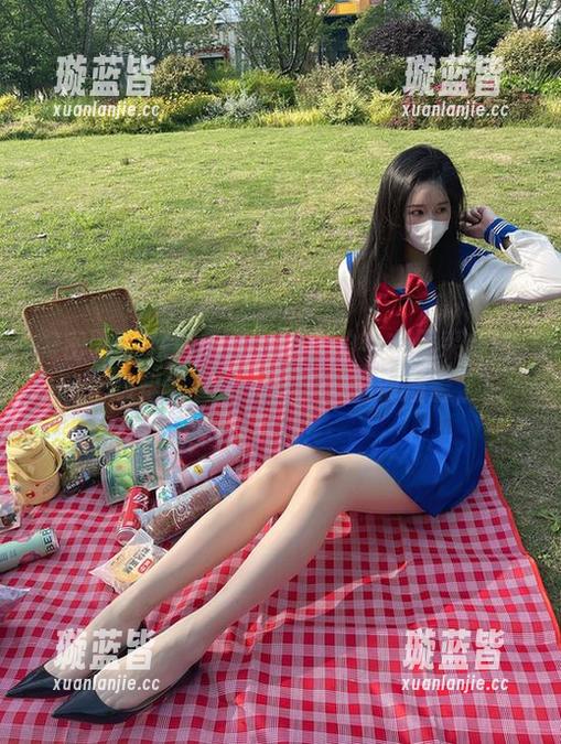 微密圈 - 软妹小九九带来的毛衣风采套图-晚上想穿着看那太好了，但别睡着了！