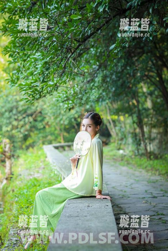 轰趴猫 - 棉花糖candy的秘密，作品集里的温柔粗糙感你能get到吗？