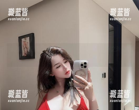 微密圈 - 在阿色的生日图包里，找到了些意料之外的东西，下载前请做好心理准备哦！