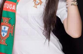 青豆客 – 有种舒服叫Yumi尤美的棉袜，图包停不住的画面真让人心restless！
