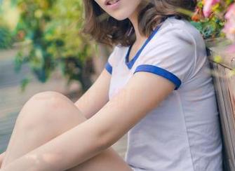青豆客 – 潇同学的修女写真，图包里的每一张都是细腻的冲突