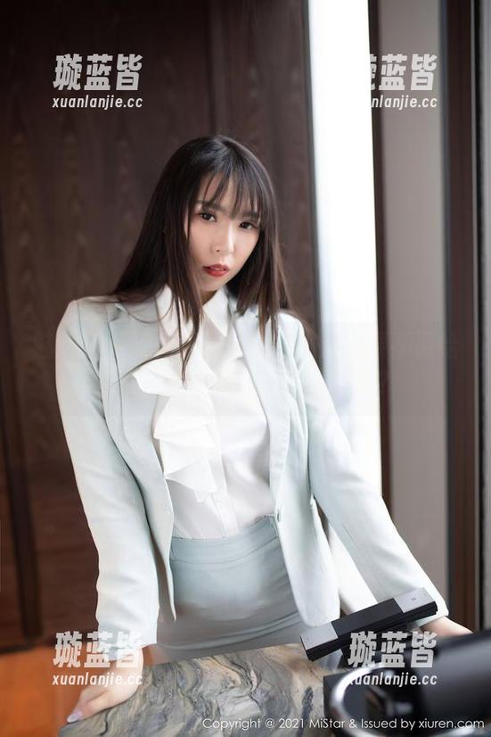 魅妍社 - 短裙原图合集：小热巴要不要给我来一系类课，穿搭小技巧？
