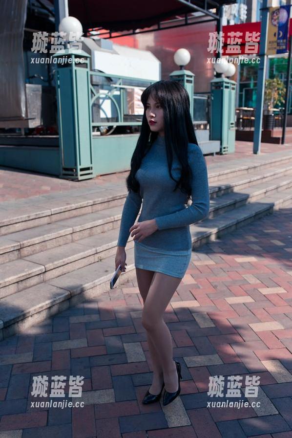 魔镜街拍出了个免费照片，那个女人的魅力我拒绝思考！