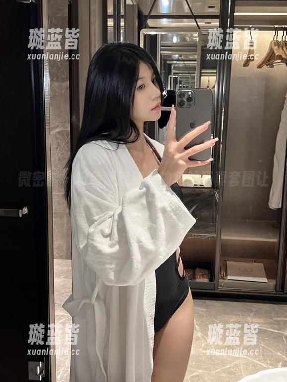 微密圈 - 粉色诱惑！鱼神鱼的写真套图让人眼前一亮！